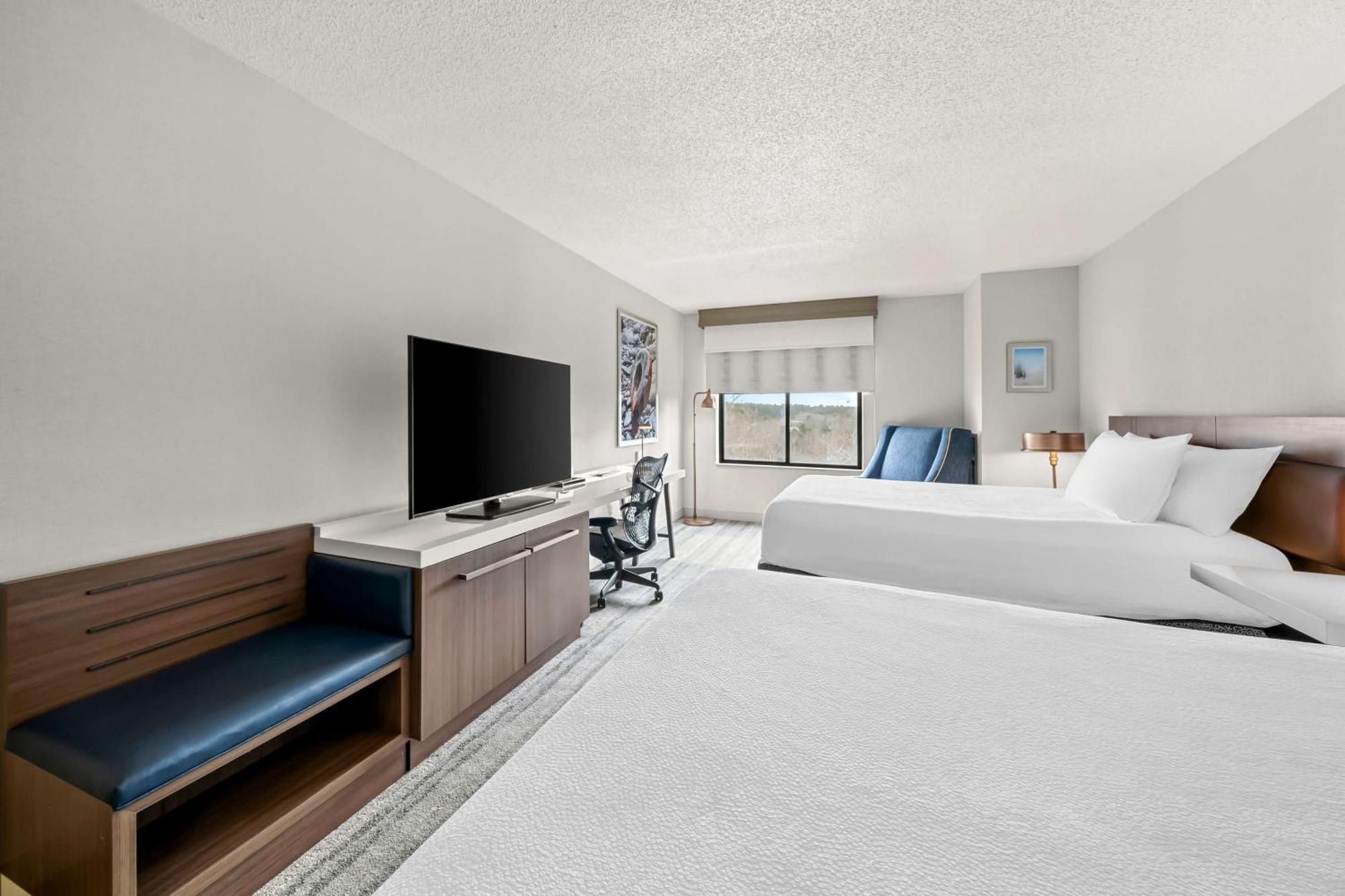 Hilton Garden Inn Плимут Экстерьер фото