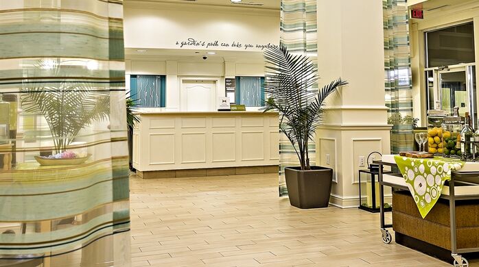 Hilton Garden Inn Плимут Экстерьер фото